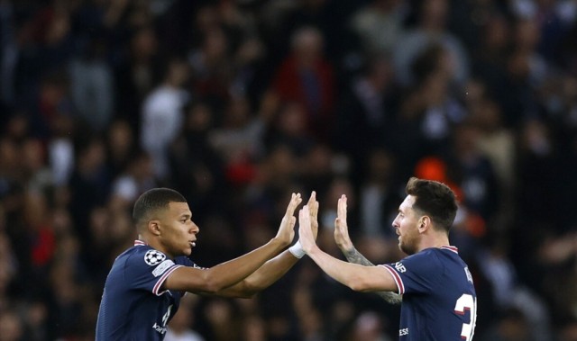  姆巴佩梅开二度，巴黎圣日耳曼逆转图卢兹  