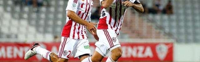  朗斯铁卫乌龙球葬送关键战役  