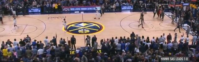  穆雷末节21分马刺逆转火箭  