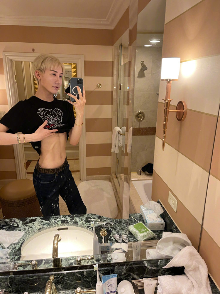  兰斯新球场首秀迎来开门红